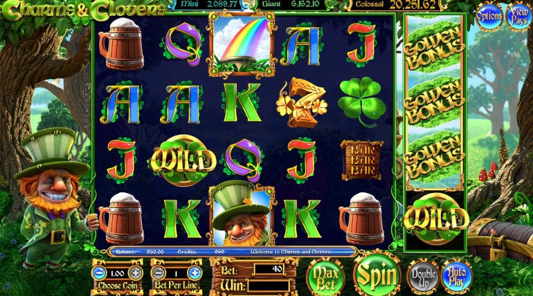 Charms and Clovers pokie machine